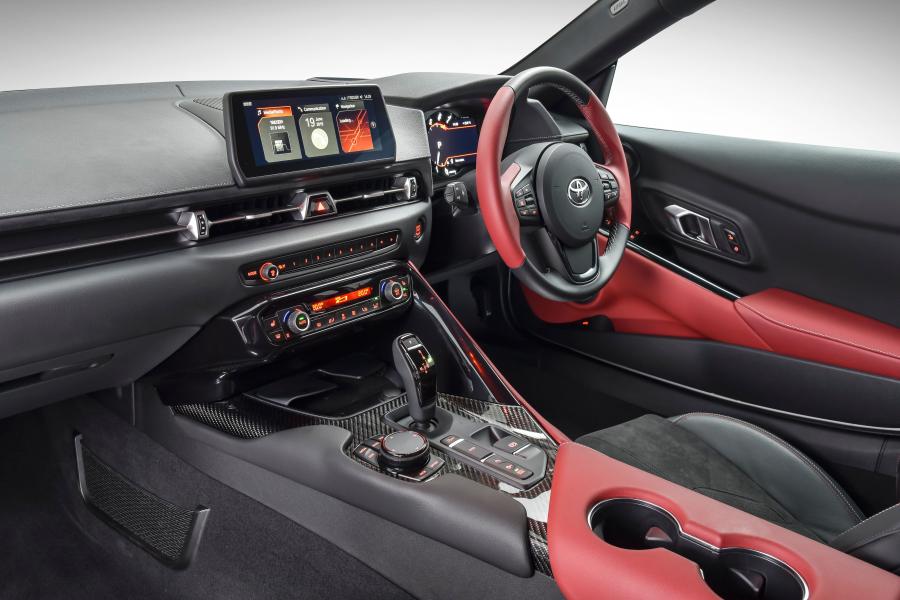 Интерьер Toyota GR Supra (A90) 2019 года  (ZA) (фото 36 из 40)
